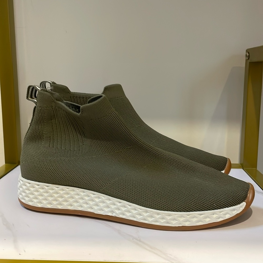 Urban sports by j/slides slip-on sneaker